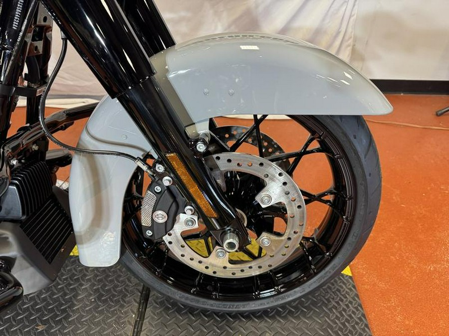 2025 Harley-Davidson® FLHRXS - Road King® Special