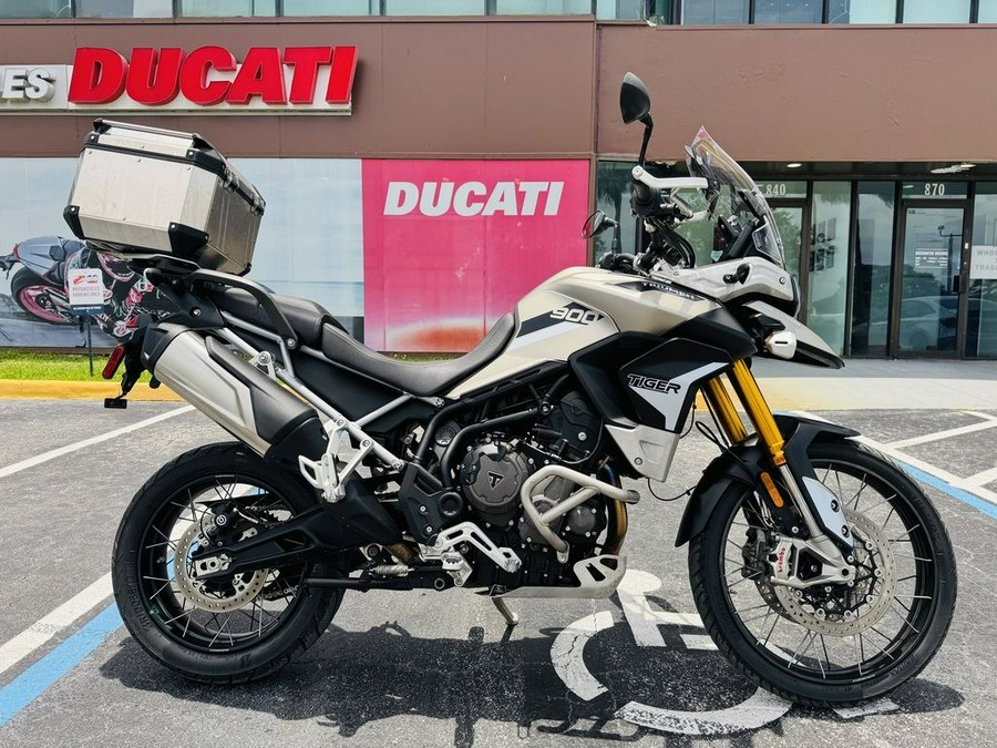 2023 Triumph Tiger 900 Rally Pro Matte Khaki Green