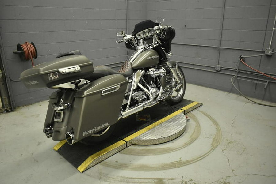 2018 Harley-Davidson® FLHX - Street Glide®
