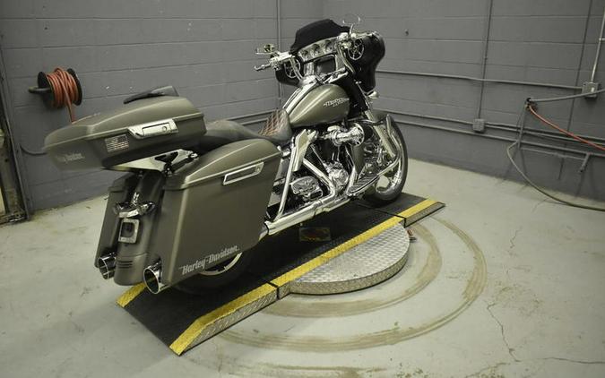 2018 Harley-Davidson® FLHX - Street Glide®