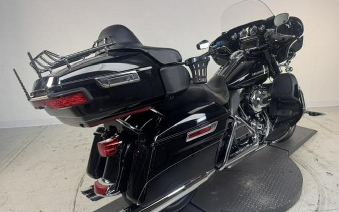 2015 Harley-Davidson® FLHTK - Ultra Limited