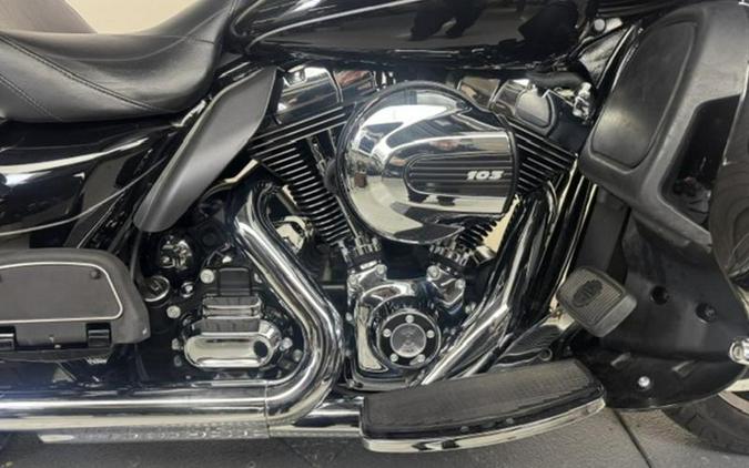 2015 Harley-Davidson® FLHTK - Ultra Limited