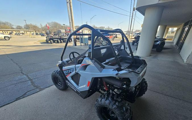 2024 Polaris RZR 200 EFI