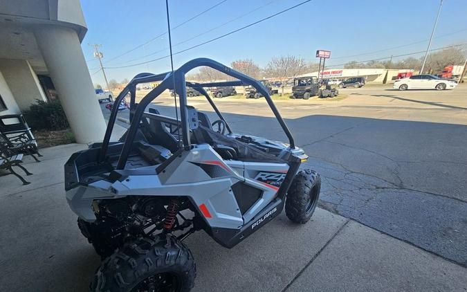 2024 Polaris RZR 200 EFI