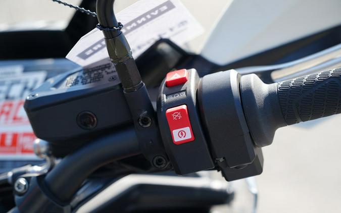 2026 KTM Adventure 890 R