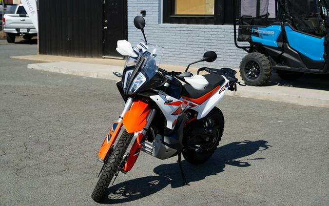 2026 KTM Adventure 890 R