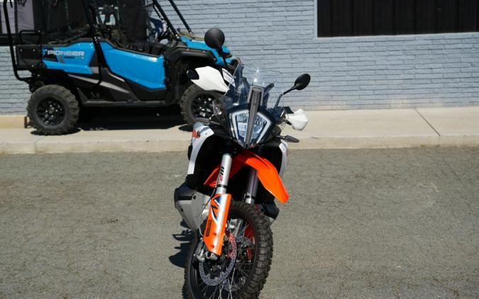 2026 KTM Adventure 890 R