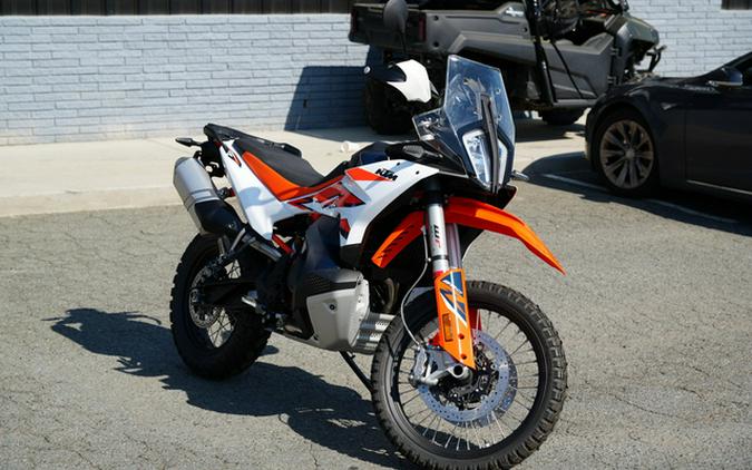 2026 KTM Adventure 890 R