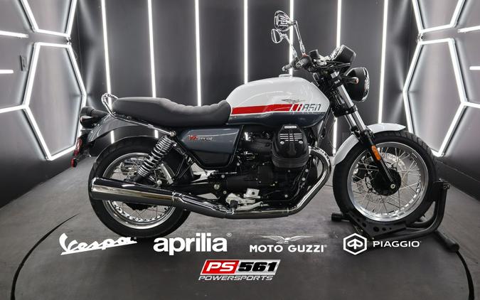 2023 Moto Guzzi V7 Stone Special Edition First Look