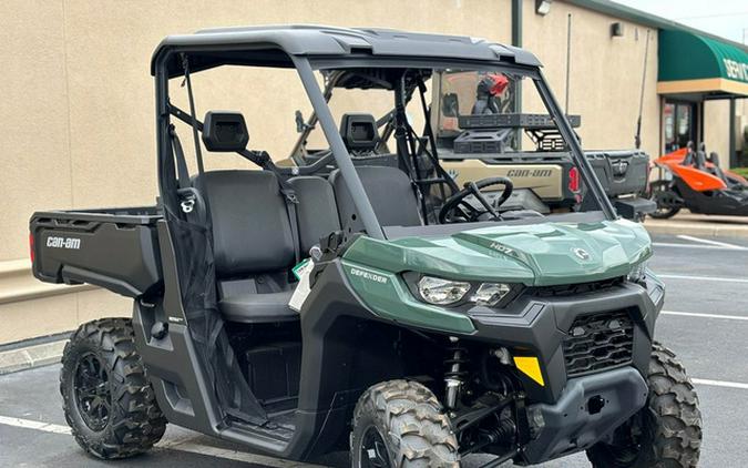 2024 Can-Am Defender DPS HD7 Tundra Green