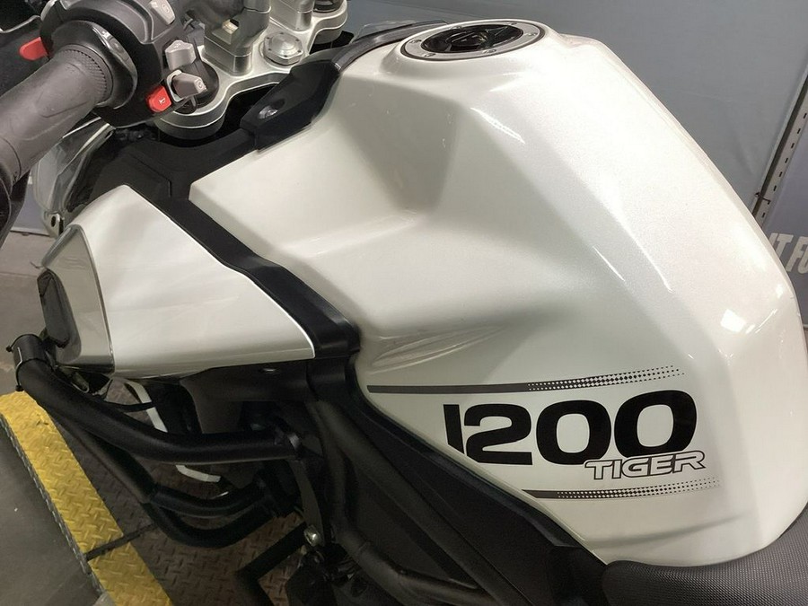 2018 Triumph Tiger 1200 XCA Crystal White