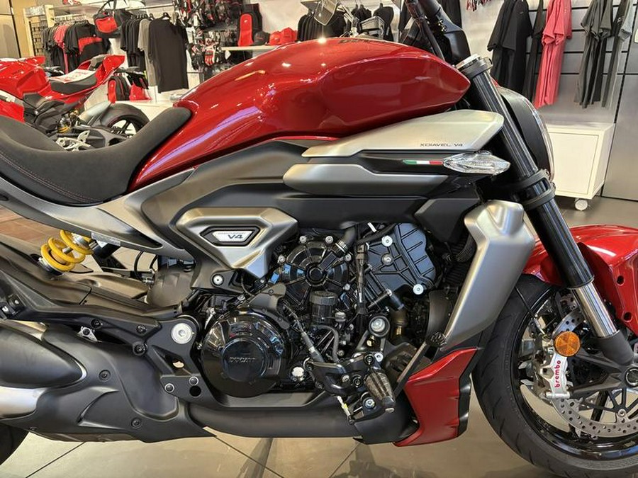 2026 Ducati XDiavel V4 Burning Red