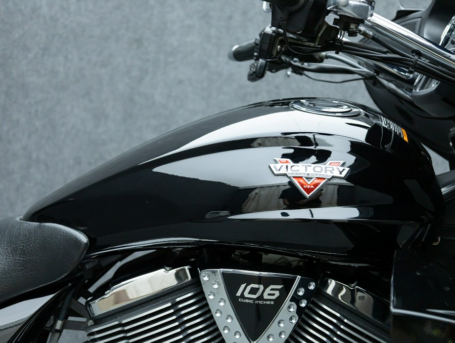 2013 VICTORY CROSS COUNTRY TOURING W/ABS
