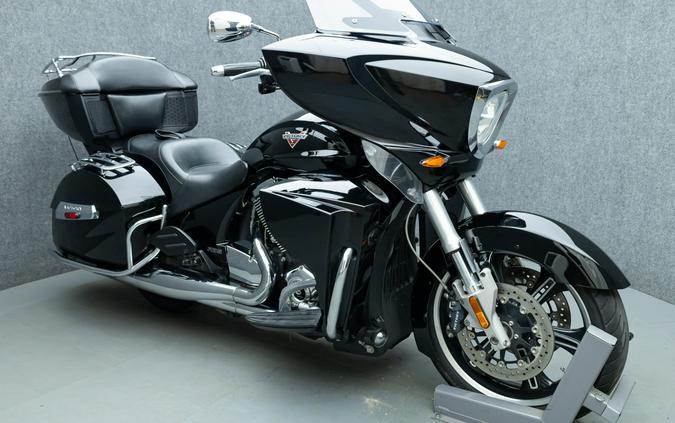 2013 VICTORY CROSS COUNTRY TOURING W/ABS
