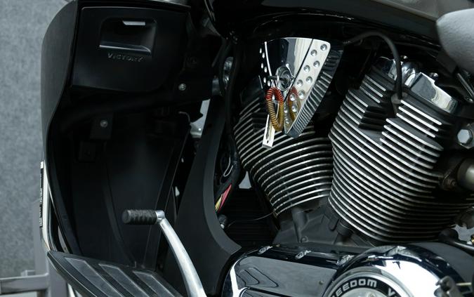 2013 VICTORY CROSS COUNTRY TOURING W/ABS
