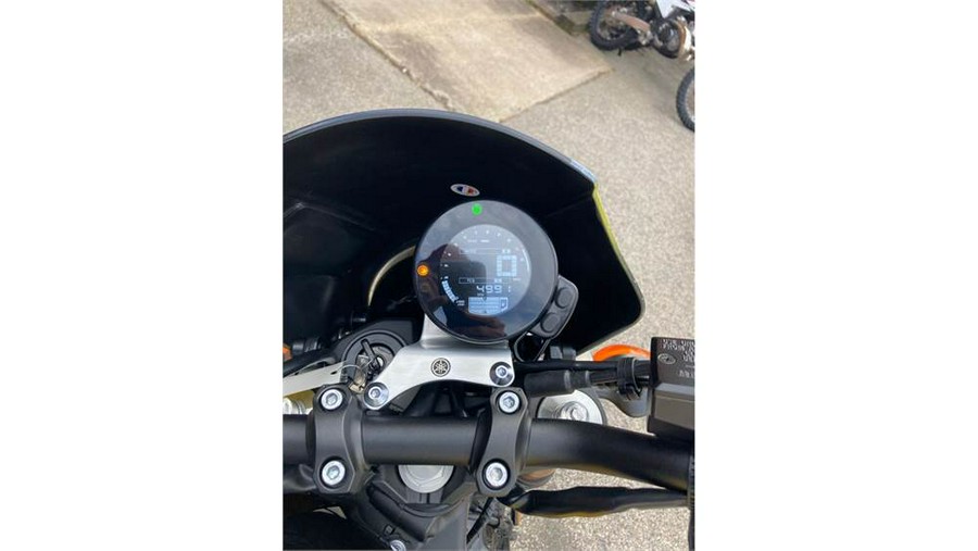 2016 Yamaha XSR900 - 60th Anniversary Yellow