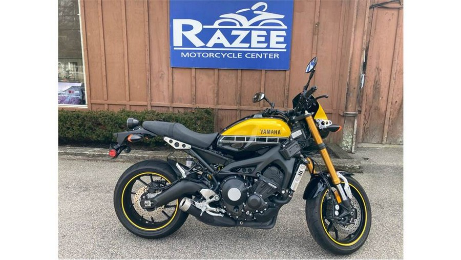 2016 Yamaha XSR900 - 60th Anniversary Yellow