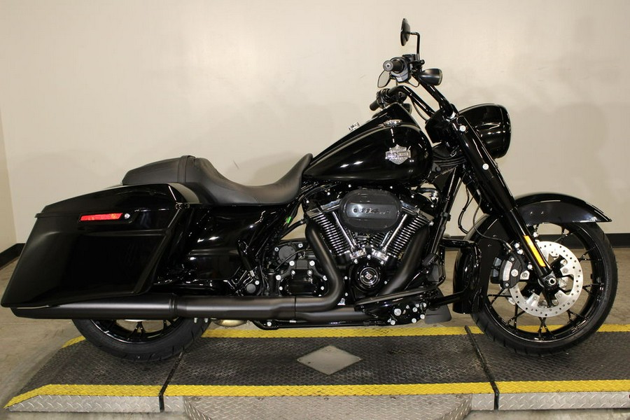 2025 Harley-Davidson® FLHRXS - Road King® Special