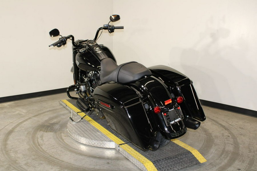 2025 Harley-Davidson® FLHRXS - Road King® Special