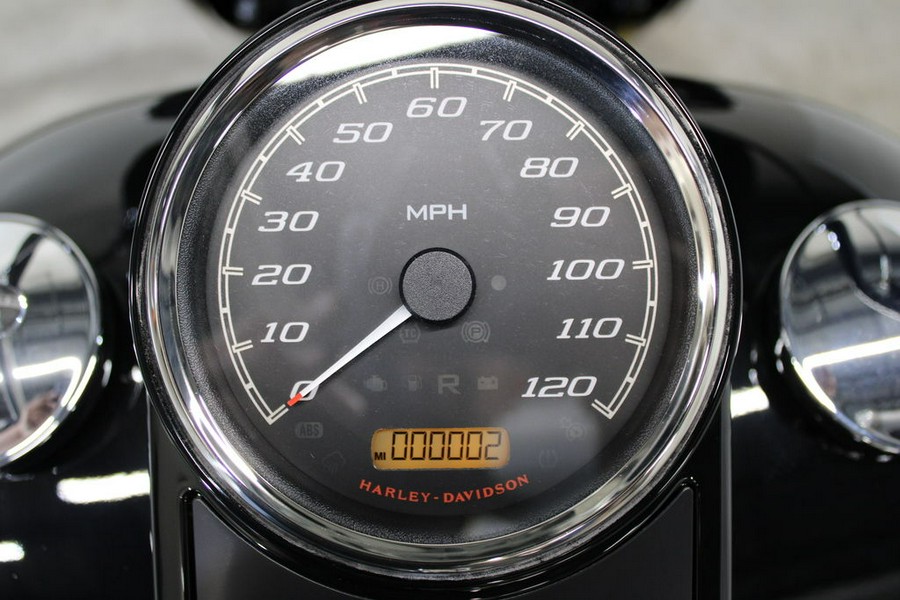 2025 Harley-Davidson® FLHRXS - Road King® Special