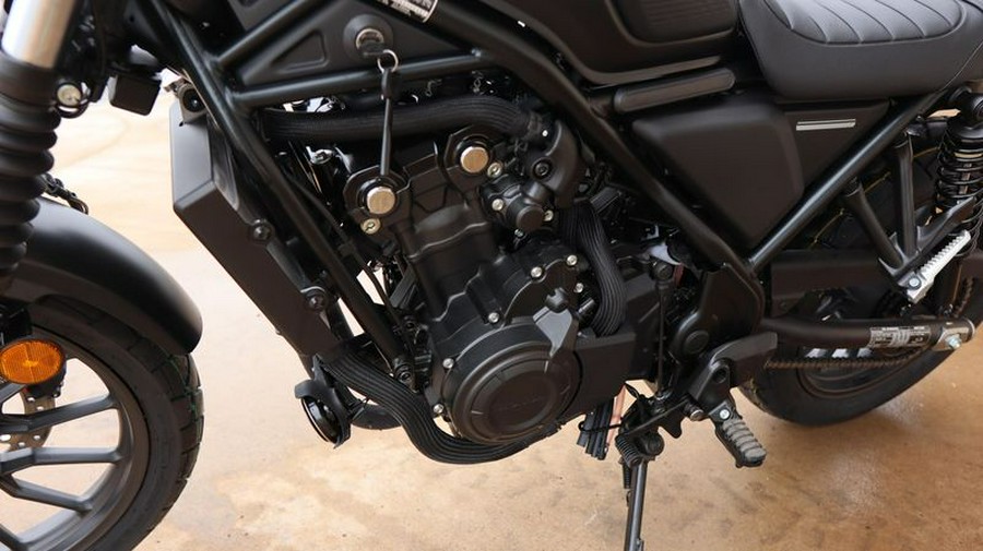 New 2025 HONDA SCL500