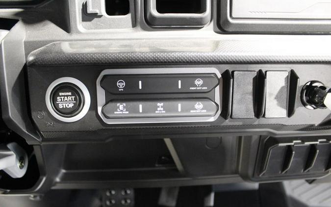 2026 Can-Am® SSV DEF XT 65 HD11 BK 26