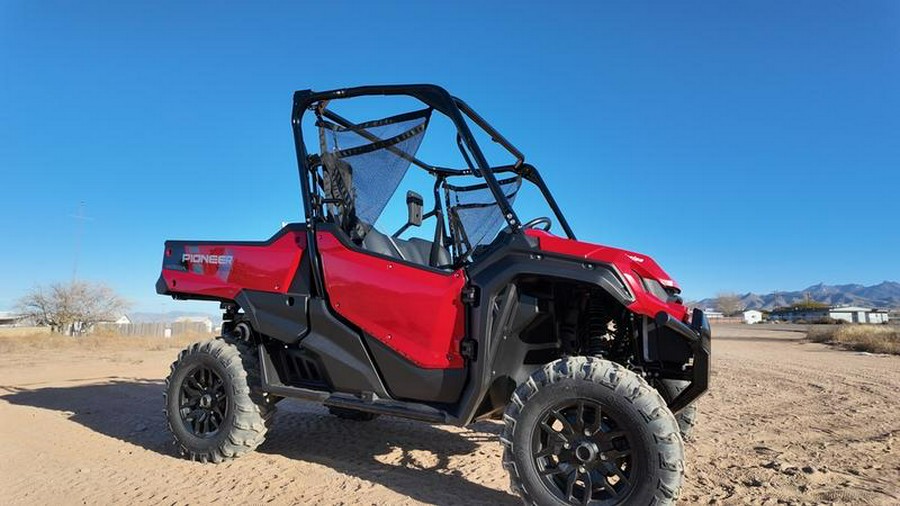 2025 Honda® Pioneer 1000 Deluxe