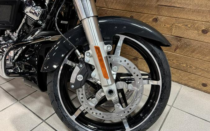 2026 Harley-Davidson® Street Glide® Midnight Ember Chrome Trim FLHX