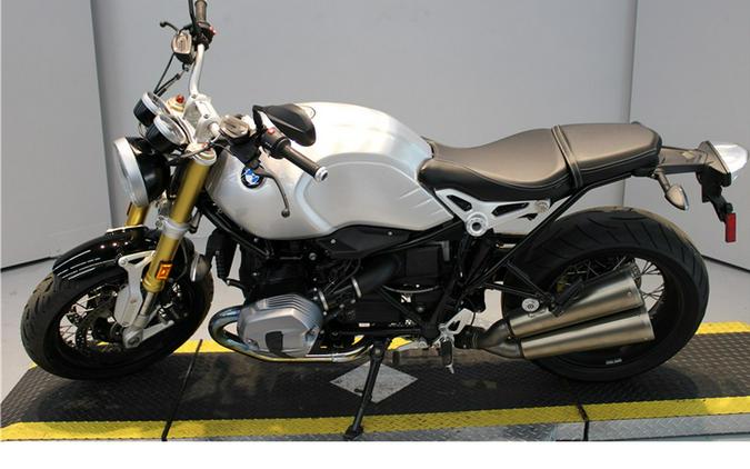 2017 BMW RNINET