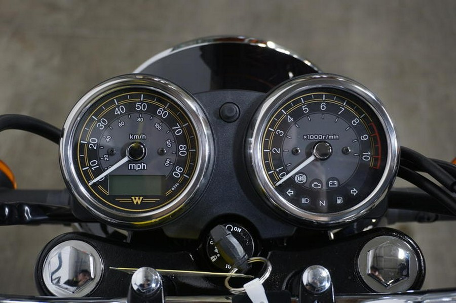 2025 Kawasaki W230 ABS