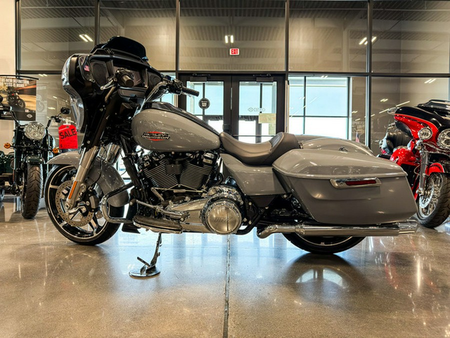 2026 Harley-Davidson FLHX - Street Glide