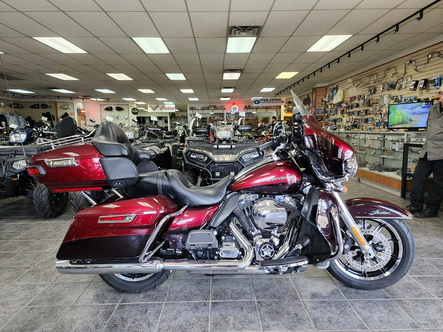 2015 Harley-Davidson® Electra Glide Ultra Limited FLHTK