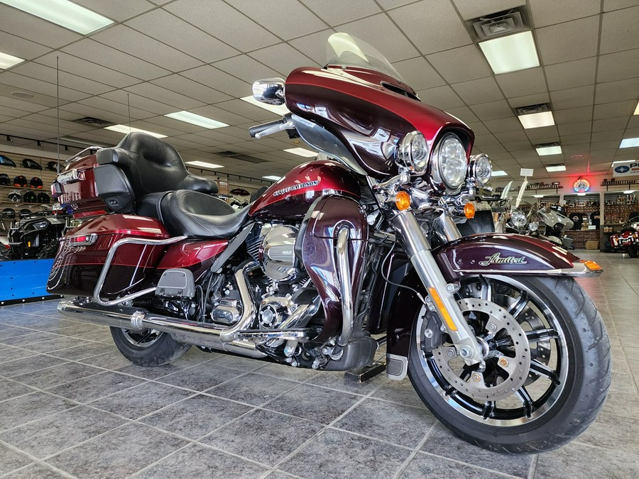 2015 Harley-Davidson® Electra Glide Ultra Limited FLHTK