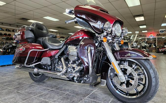 2015 Harley-Davidson® Electra Glide Ultra Limited FLHTK