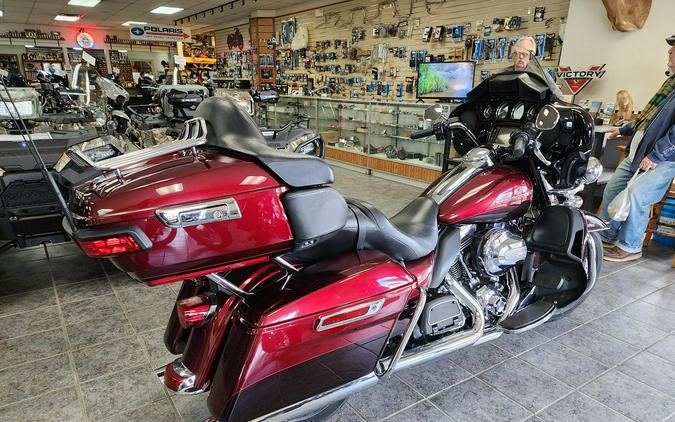 2015 Harley-Davidson® Electra Glide Ultra Limited FLHTK