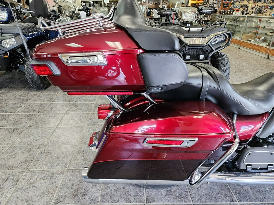 2015 Harley-Davidson® Electra Glide Ultra Limited FLHTK