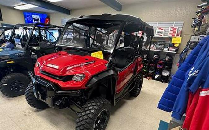 2025 Honda Pioneer 1000-5 Deluxe