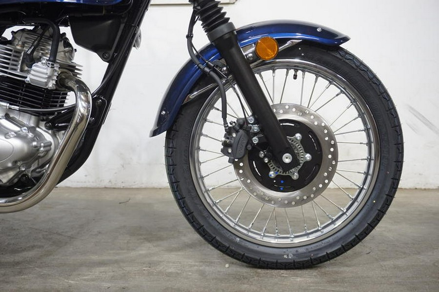 2025 Kawasaki W230 ABS