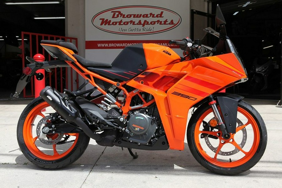 2024 KTM RC 390