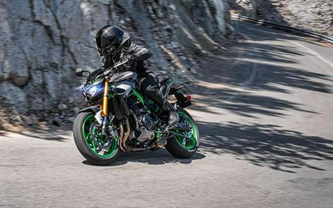 2025 Kawasaki Z900 SE ABS