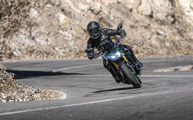 2025 Kawasaki Z900 SE ABS