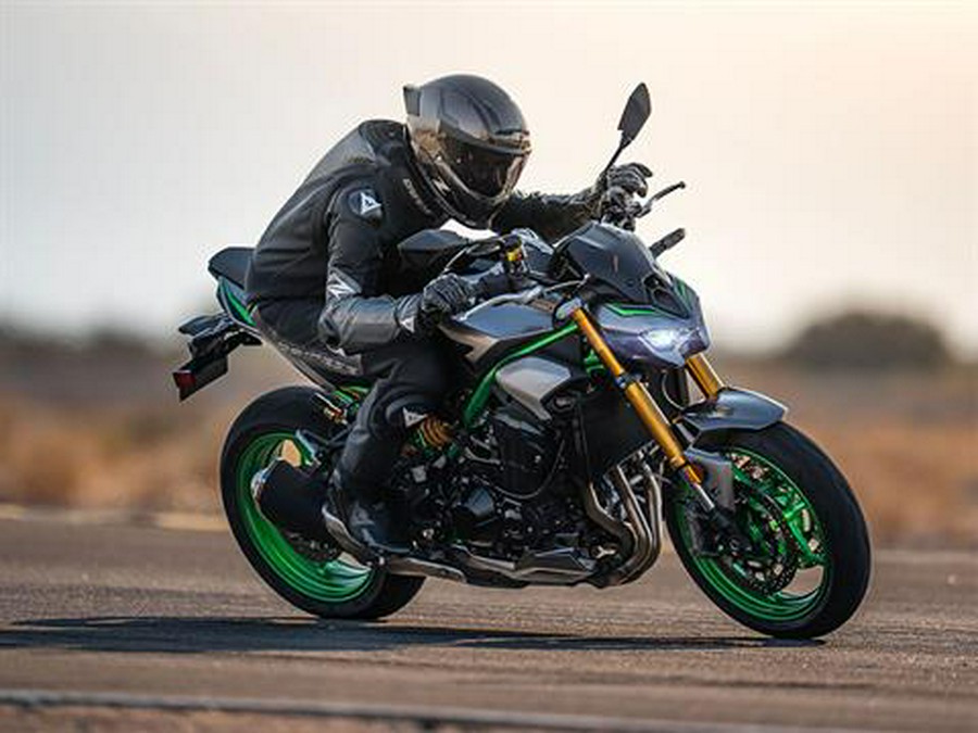 2025 Kawasaki Z900 SE ABS