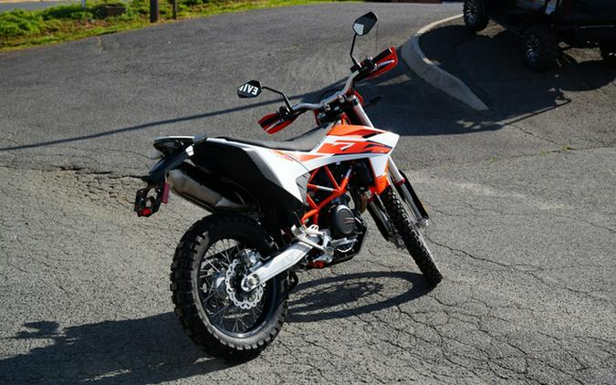 2026 KTM Enduro 690 R