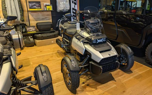 2026 Can-Am RD CANYON 1330 SE6 GY 26 Base