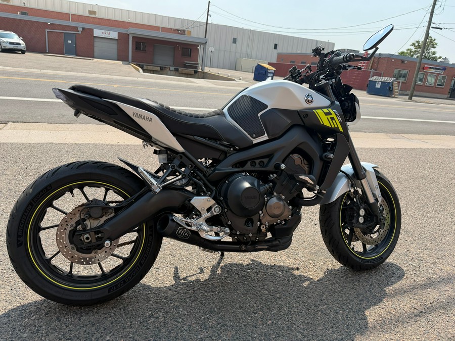 2017 Yamaha Motor Corp., USA FZ-09