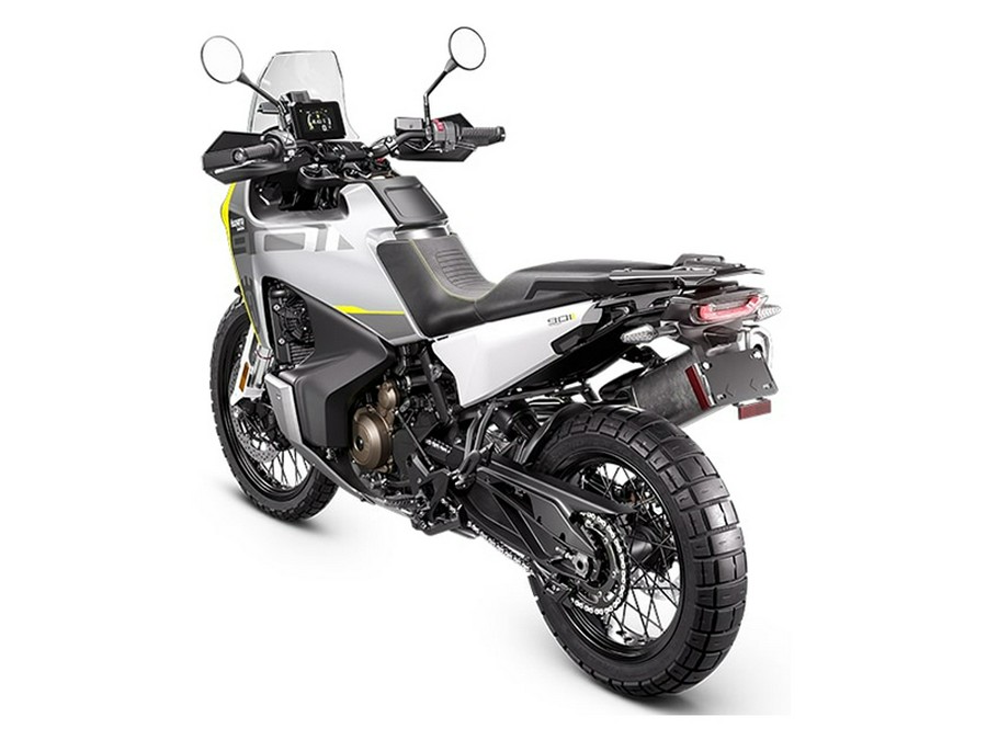 2025 Husqvarna Norden 901