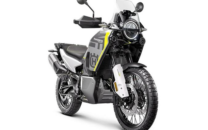 2025 Husqvarna Norden 901