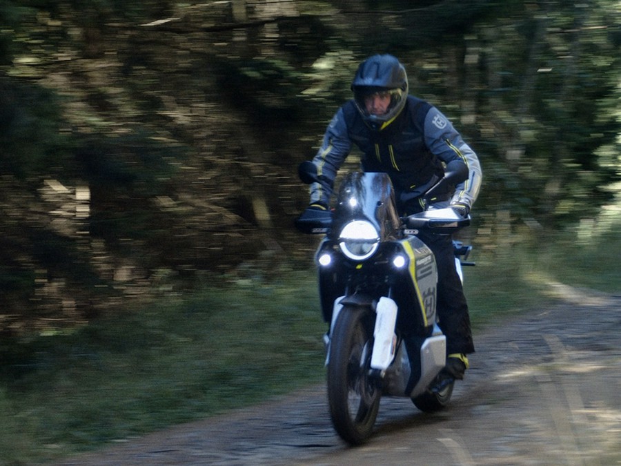 2025 Husqvarna Norden 901