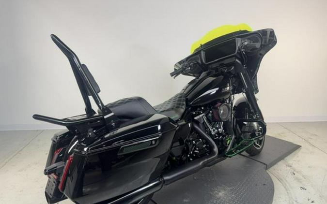 2025 Harley-Davidson® FLHX - Street Glide®