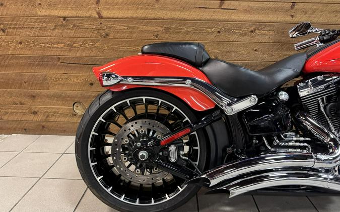 2017 Harley-Davidson® Breakout® Custom Colour Laguna Orange FXSB